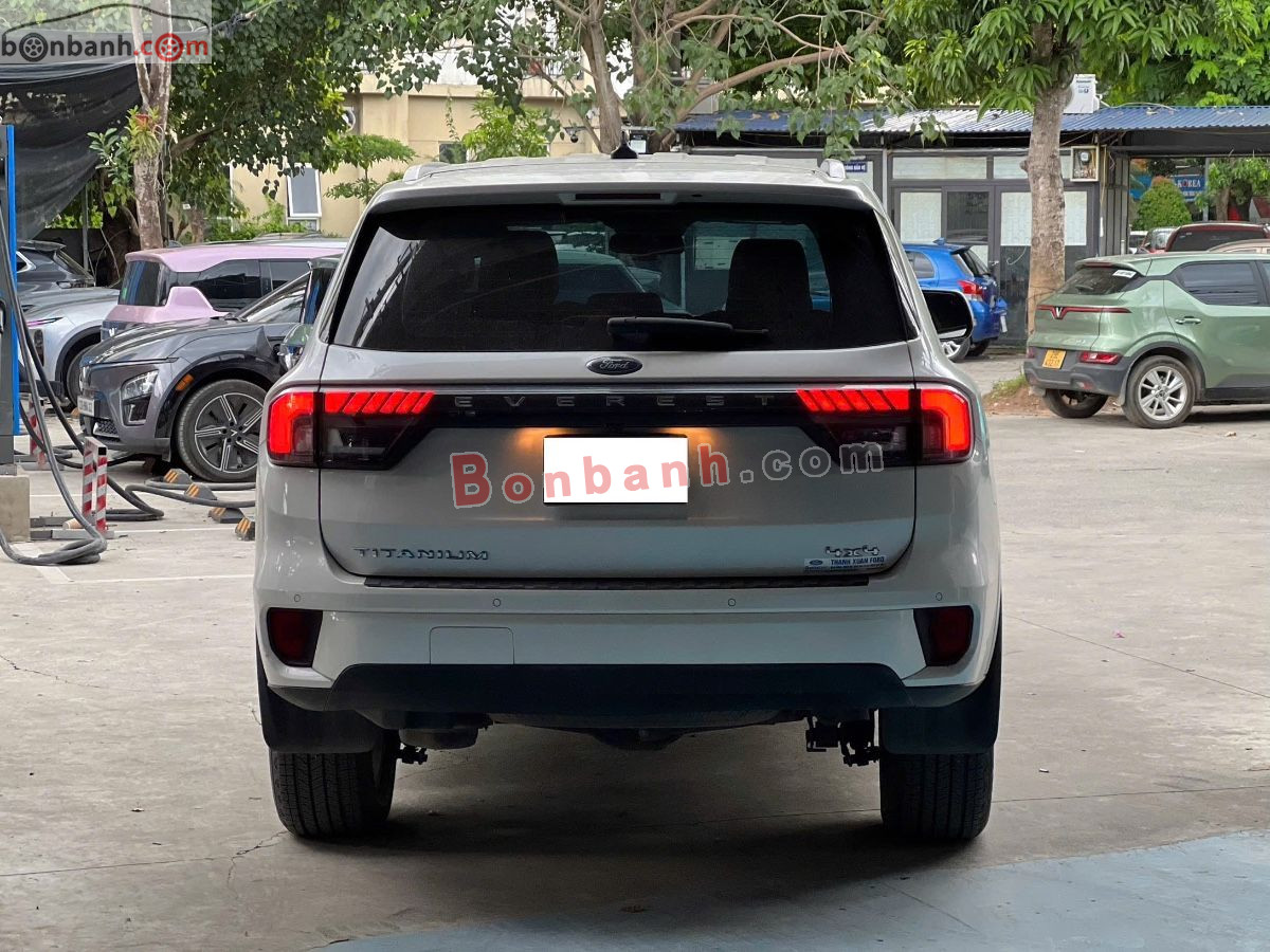 Bán ô tô Ford Everest Titanium Plus 2.0L 4x4 AT - 2022 - xe cũ