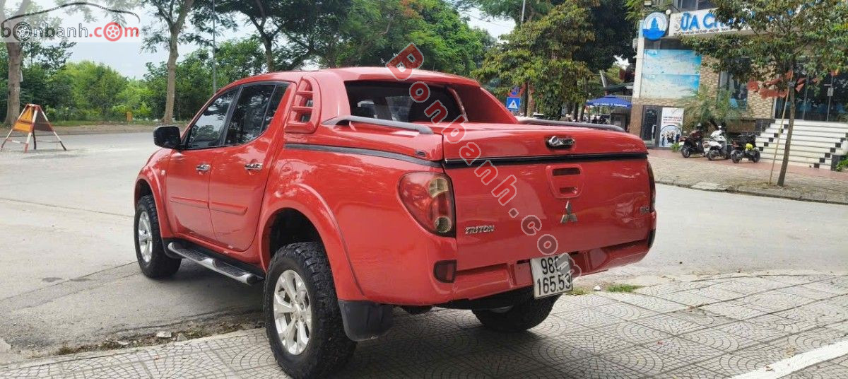 Bán ô tô Mitsubishi Triton GLS 4x4 AT - 2013 - xe cũ