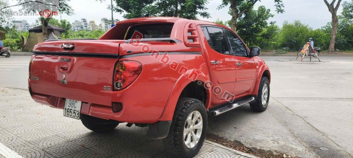 Bán ô tô Mitsubishi Triton GLS 4x4 AT - 2013 - xe cũ