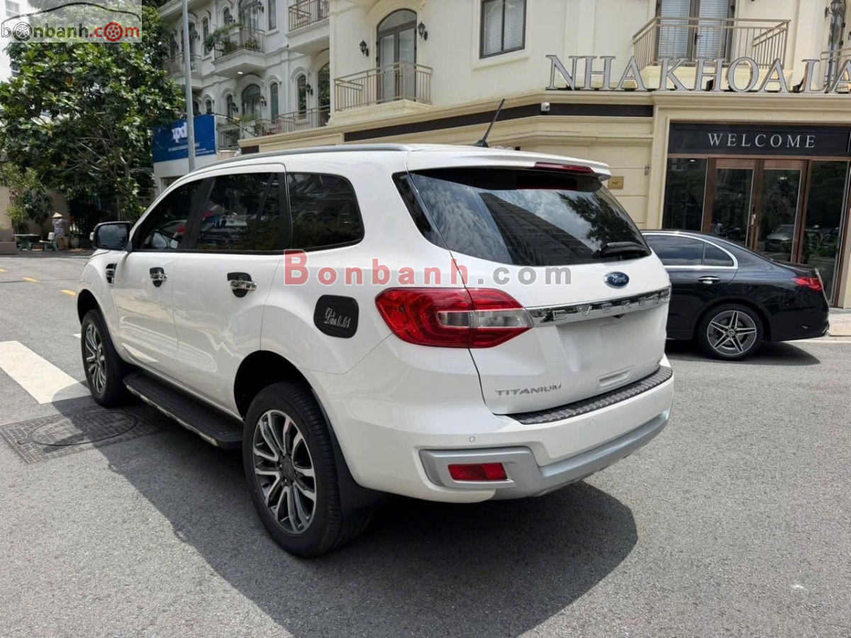 Bán ô tô Ford Everest Titanium 2.0L 4x2 AT - 2022 - xe cũ