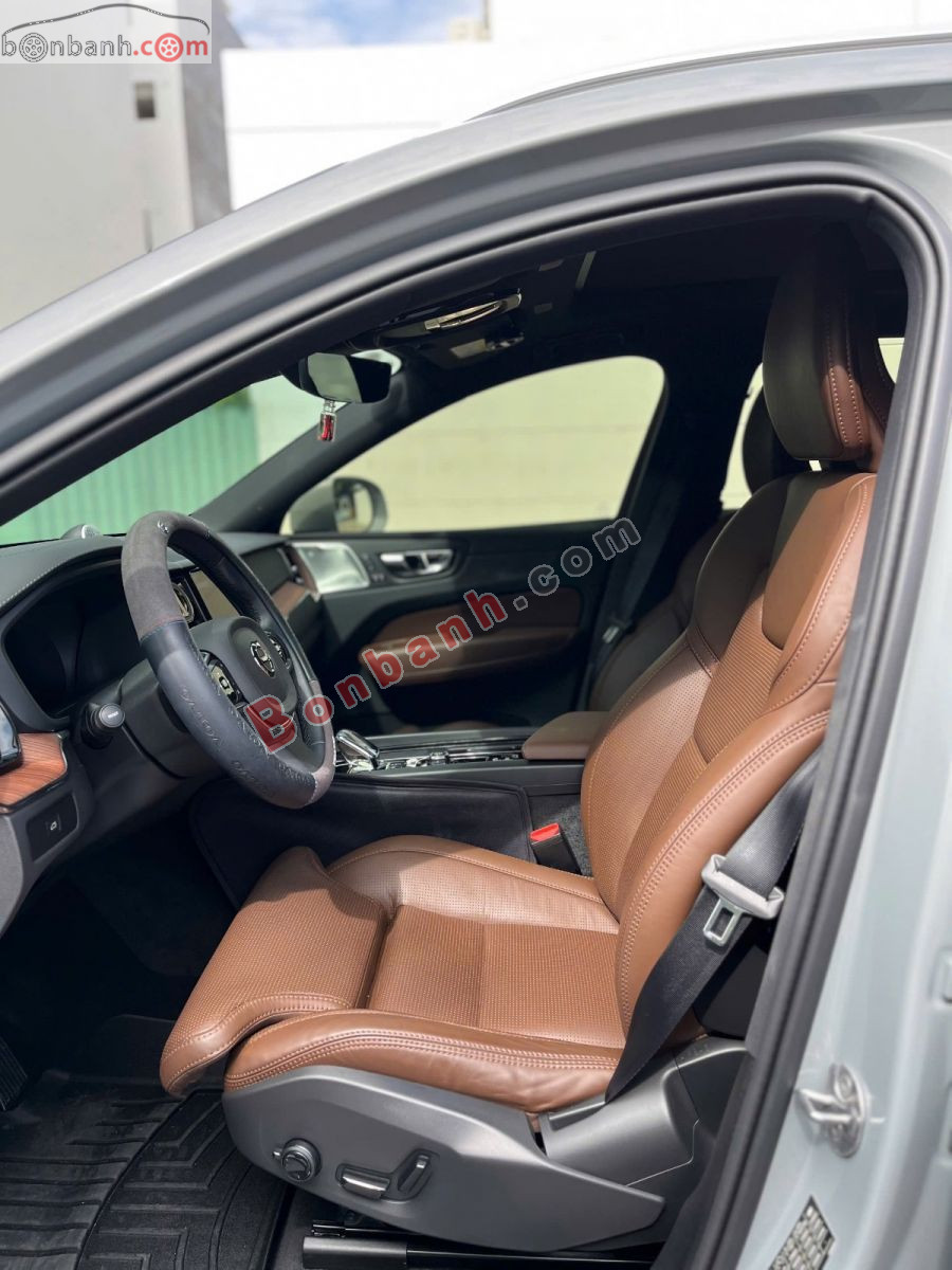 Bán ô tô Volvo XC60 Ultra B6 AWD - 2025 - xe cũ