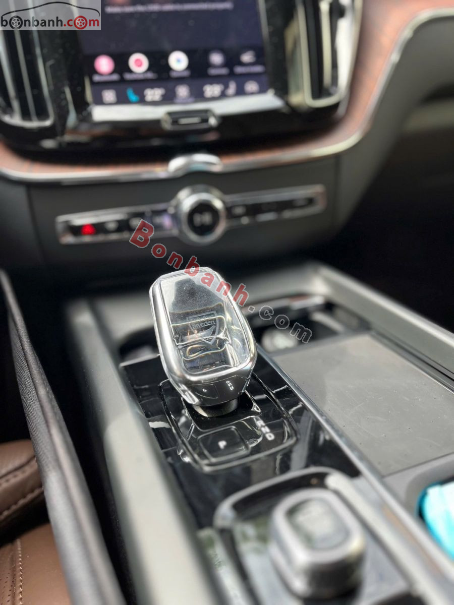 Bán ô tô Volvo XC60 Ultra B6 AWD - 2025 - xe cũ
