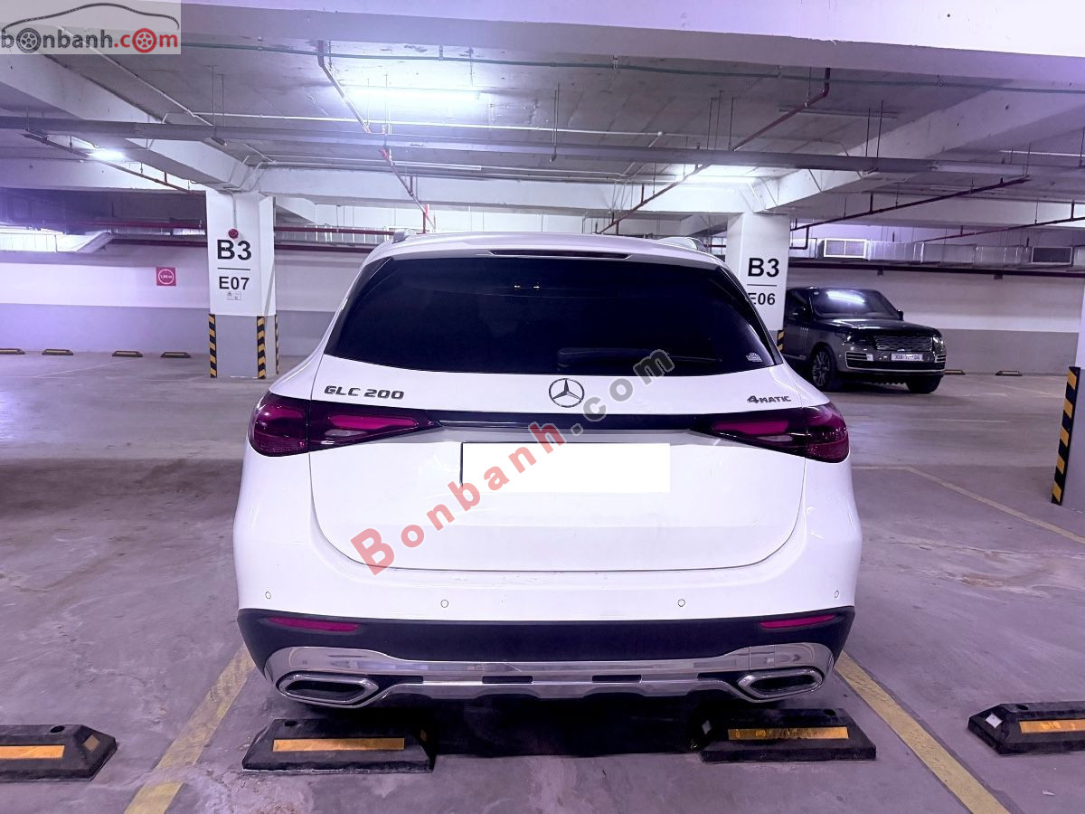 Bán ô tô Mercedes Benz GLC 200 4Matic - 2023 - xe cũ
