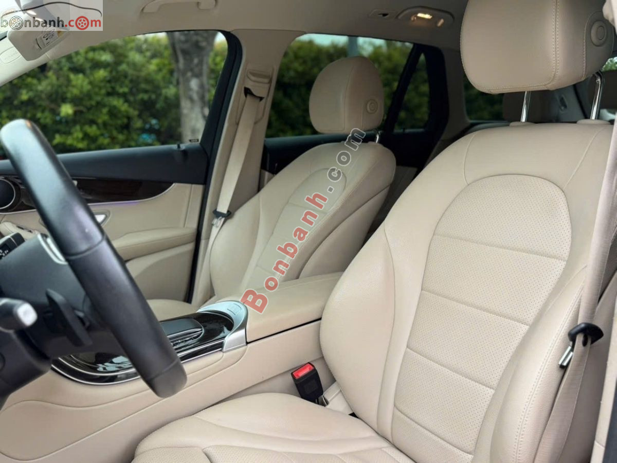 Bán ô tô Mercedes Benz GLC 200 - 2022 - xe cũ
