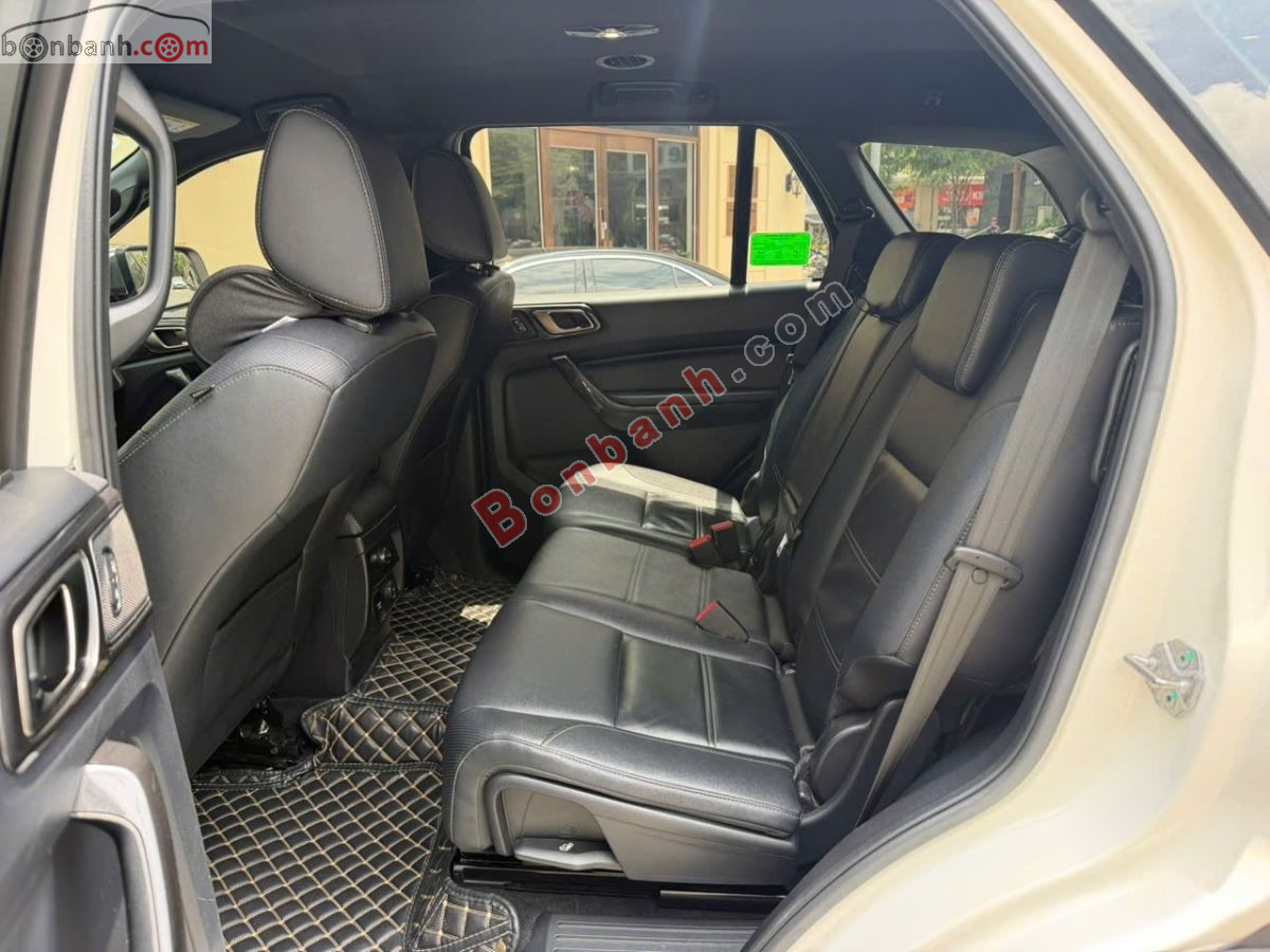 Bán ô tô Ford Everest Titanium 2.0L 4x2 AT - 2022 - xe cũ