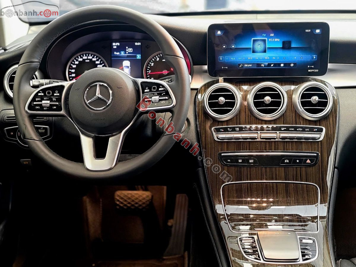 Bán ô tô Mercedes Benz GLC 200 - 2020 - xe cũ