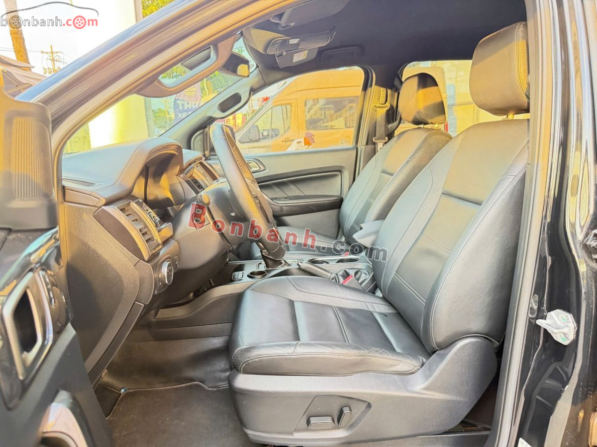 Bán ô tô Ford Everest Titanium 2.0L 4x2 AT - 2019 - xe cũ