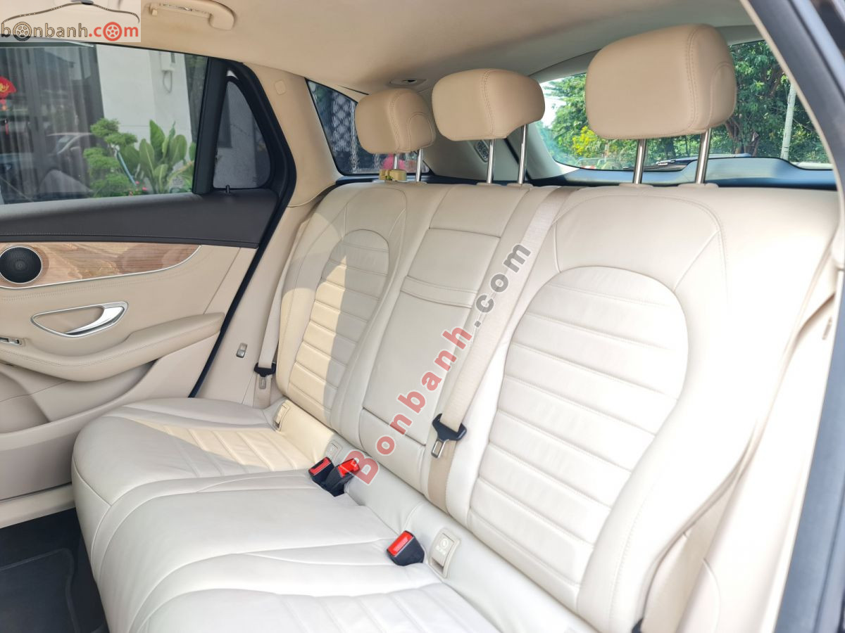 Bán ô tô Mercedes Benz GLC 250 4Matic - 2018 - xe cũ