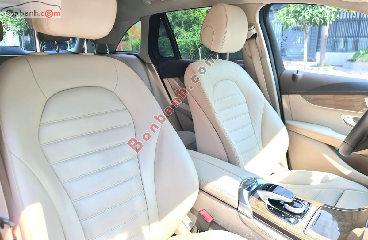 Bán ô tô Mercedes Benz GLC 250 4Matic - 2018 - xe cũ