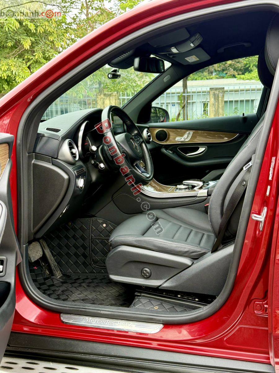 Bán ô tô Mercedes Benz GLC 250 4Matic - 2017 - xe cũ
