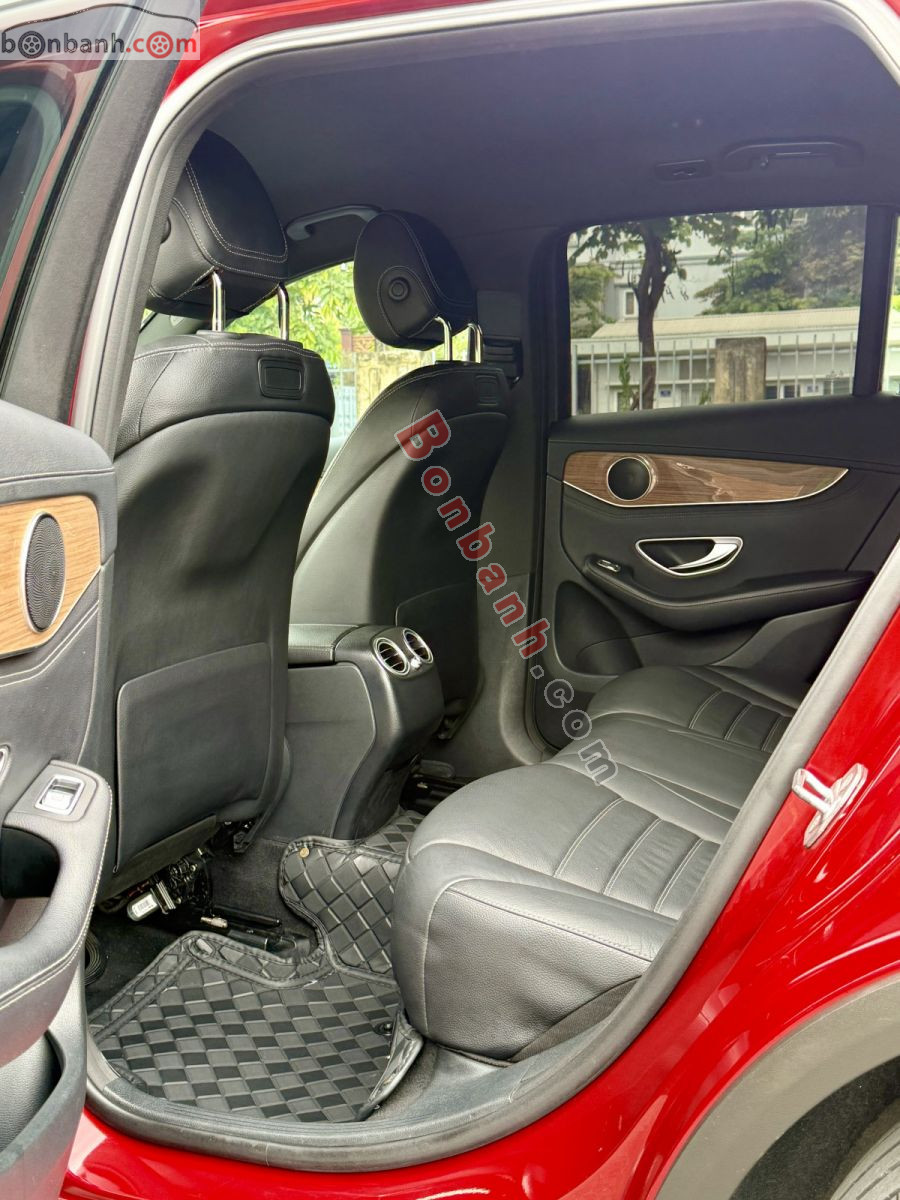 Bán ô tô Mercedes Benz GLC 250 4Matic - 2017 - xe cũ