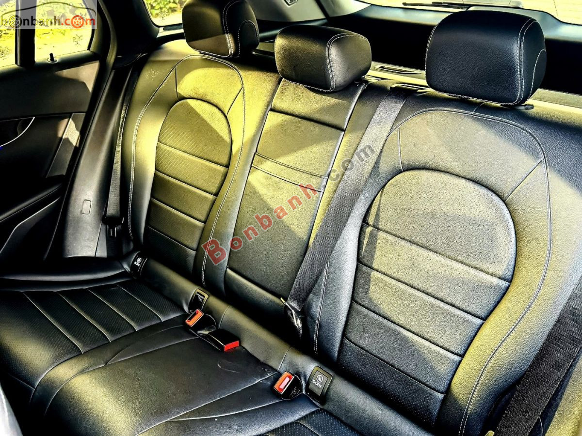 Bán ô tô Mercedes Benz GLC 200 - 2022 - xe cũ