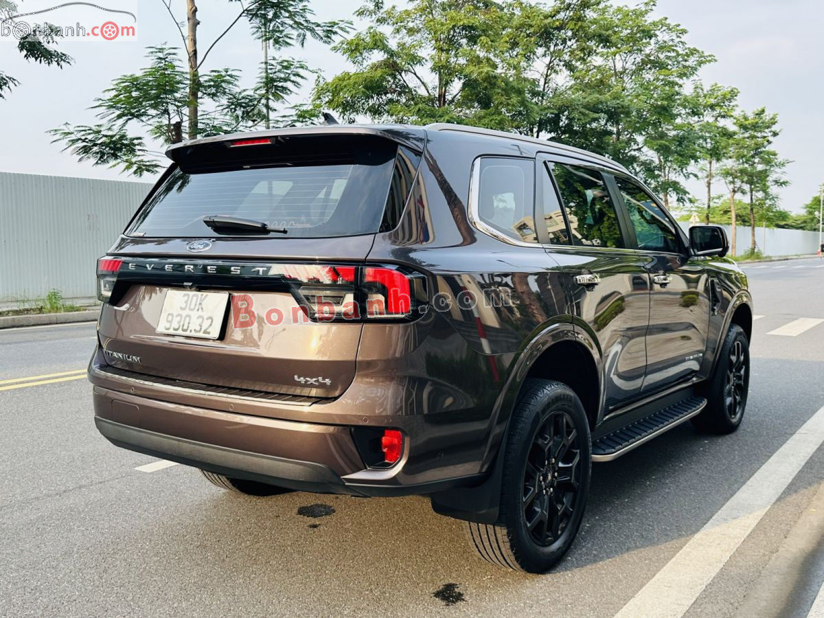 Bán ô tô Ford Everest Titanium Plus 2.0L 4x4 AT - 2022 - xe cũ