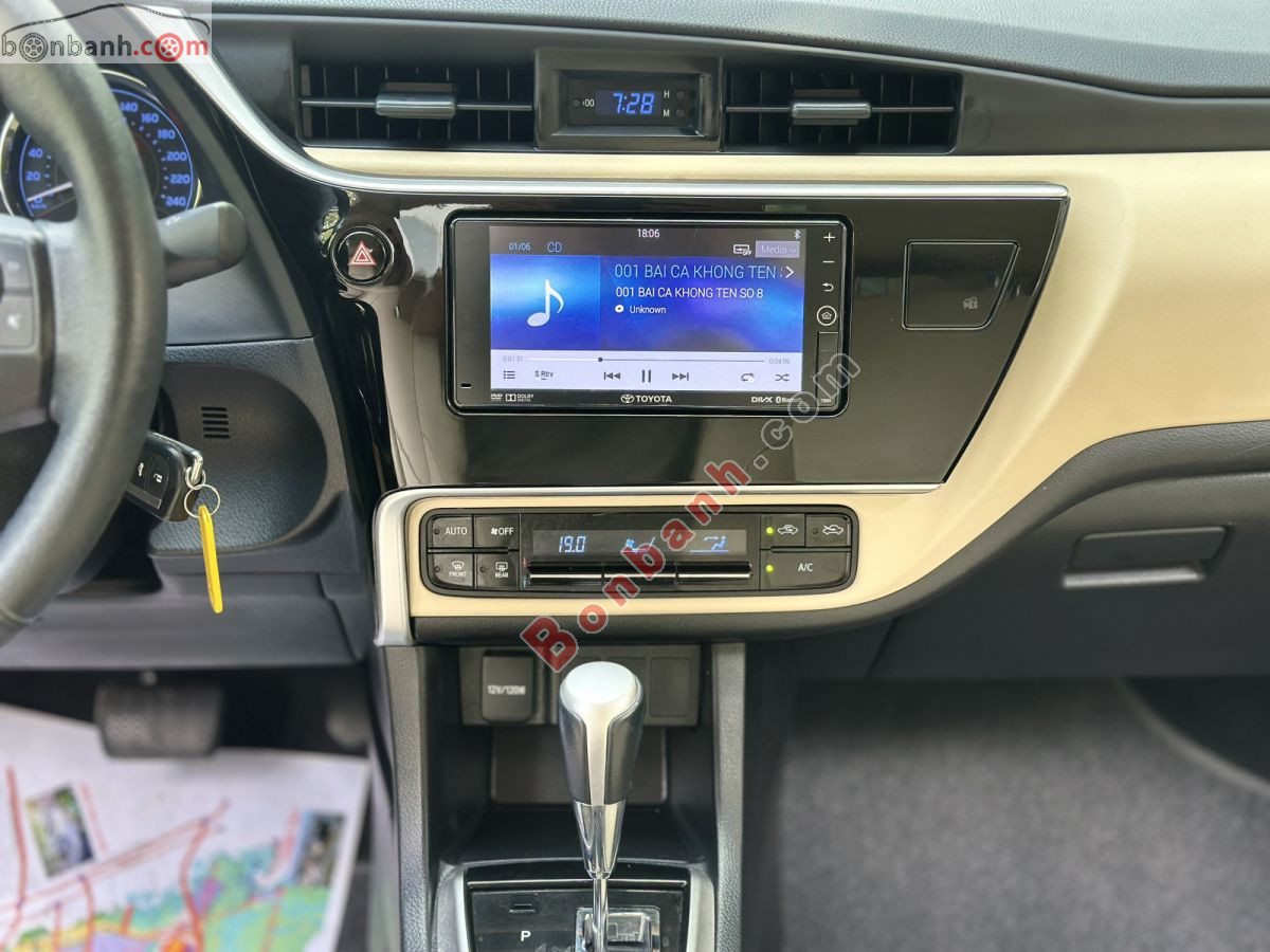 Bán ô tô Toyota Corolla altis 1.8G AT - 2017 - xe cũ