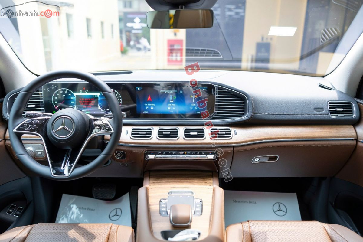 Bán ô tô Mercedes Benz GLE Class 400 e 4Matic - 2026 - xe mới