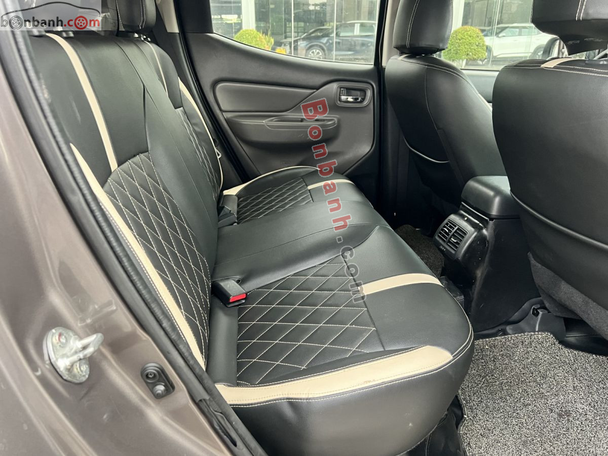 Bán ô tô Mitsubishi Triton 4x2 AT - 2019 - xe cũ