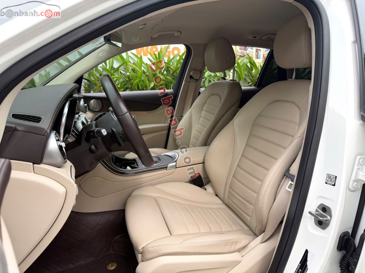 Bán ô tô Mercedes Benz GLC 200 4Matic - 2021 - xe cũ