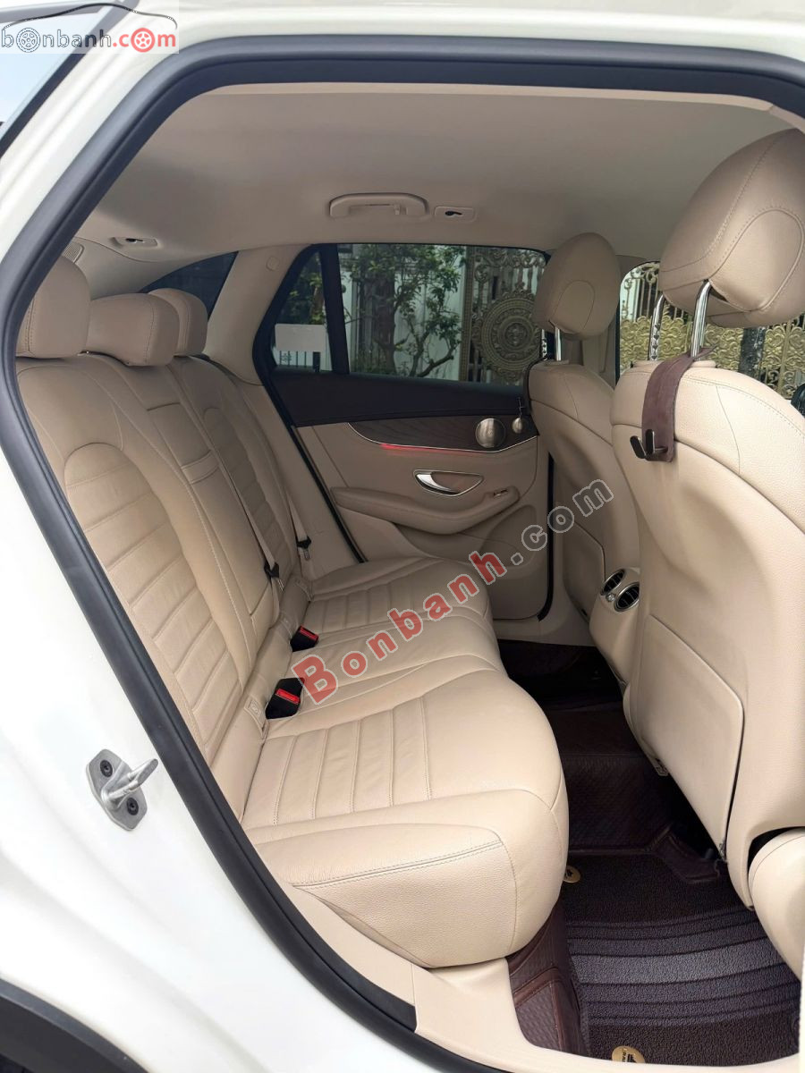 Bán ô tô Mercedes Benz GLC 200 4Matic - 2021 - xe cũ