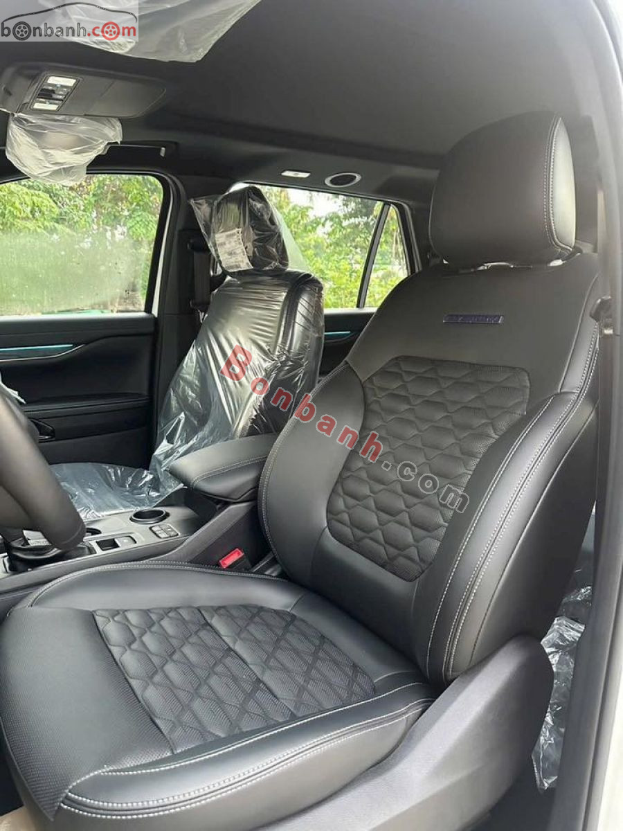 Bán ô tô Ford Everest Platinum 2.0L 4x2 AT - 2026 - xe mới