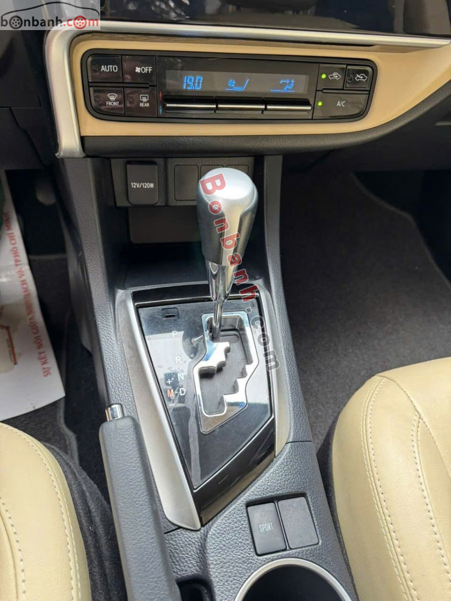 Bán ô tô Toyota Corolla altis 1.8G AT - 2017 - xe cũ