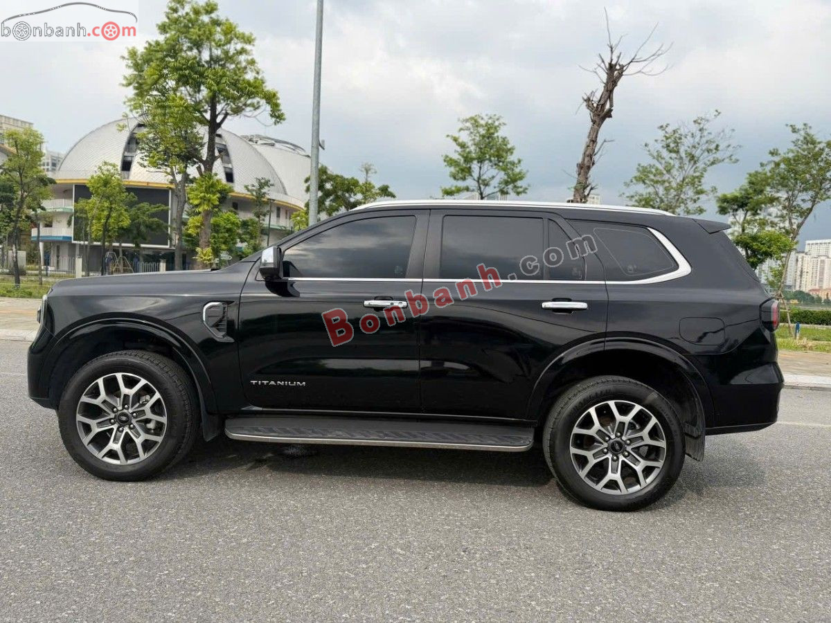 Bán ô tô Ford Everest Titanium 2.0L 4x2 AT - 2024 - xe cũ