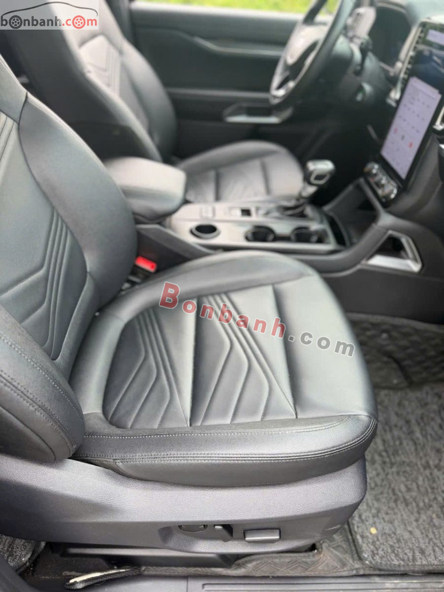 Bán ô tô Ford Everest Titanium 2.0L 4x2 AT - 2024 - xe cũ