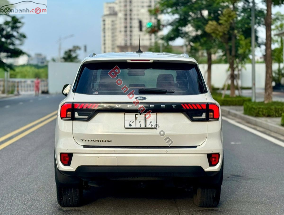 Bán ô tô Ford Everest Titanium 2.0L 4x2 AT - 2024 - xe cũ