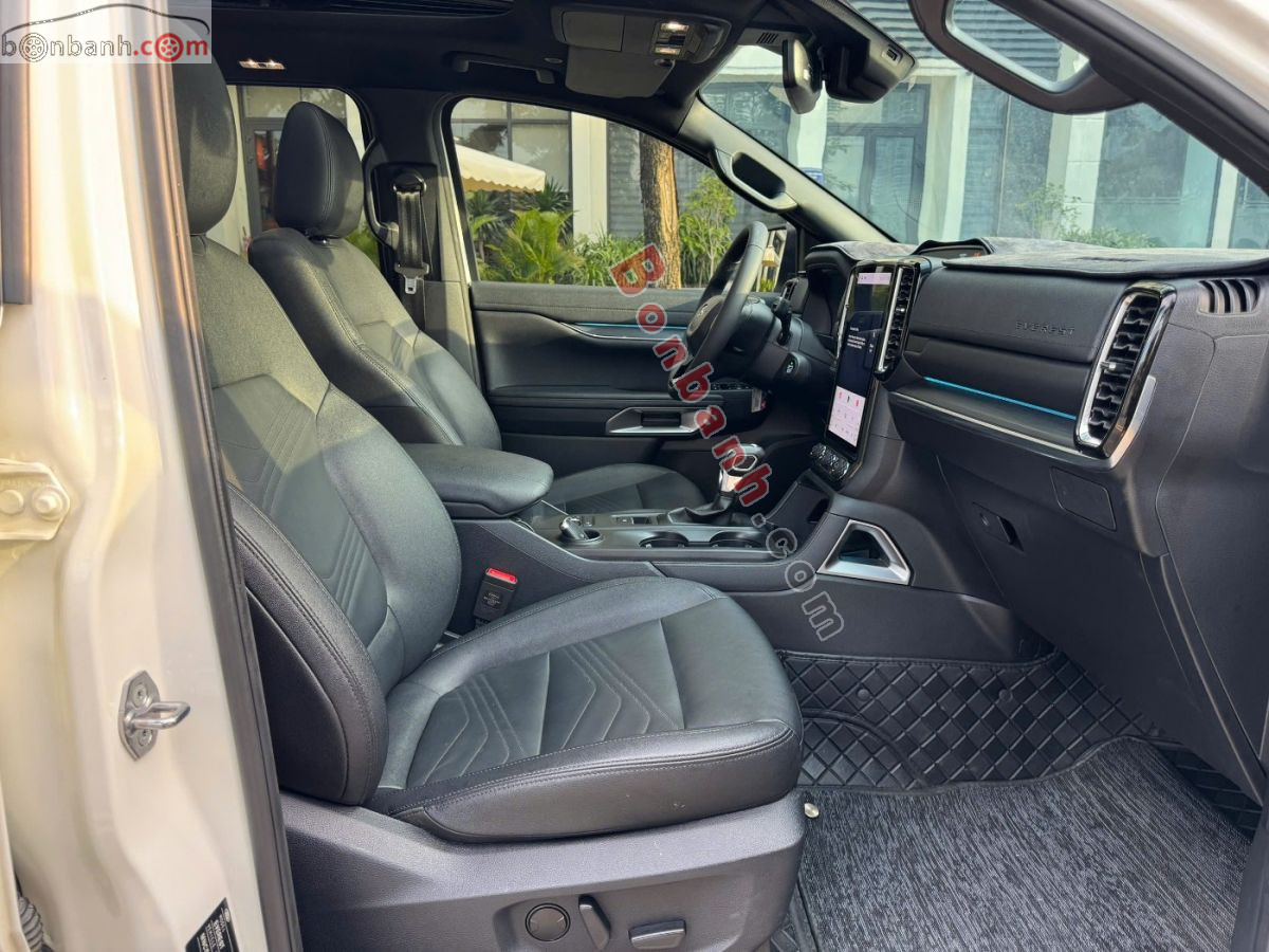 Bán ô tô Ford Everest Titanium 2.0L 4x2 AT - 2024 - xe cũ