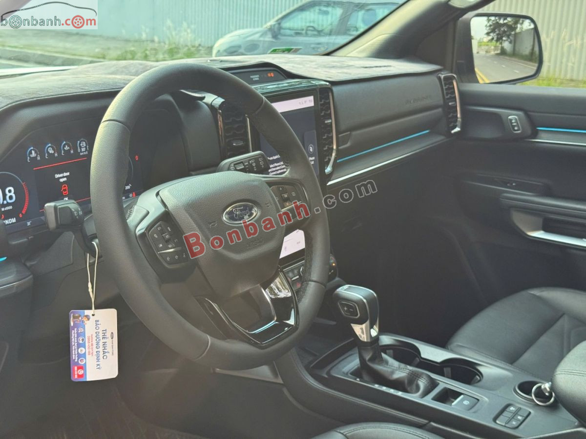 Bán ô tô Ford Everest Titanium 2.0L 4x2 AT - 2024 - xe cũ
