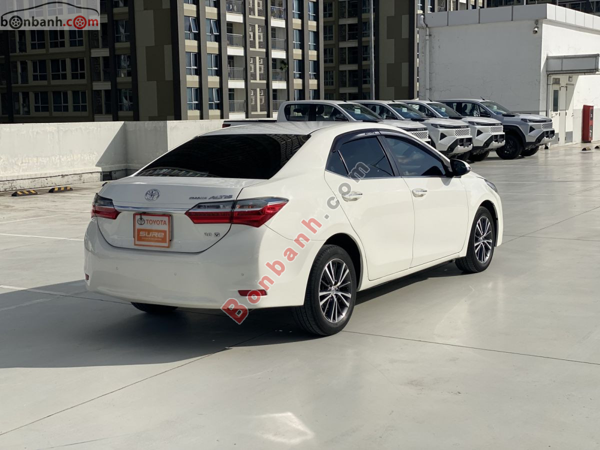 Bán ô tô Toyota Corolla altis 2.0V AT - 2017 - xe cũ