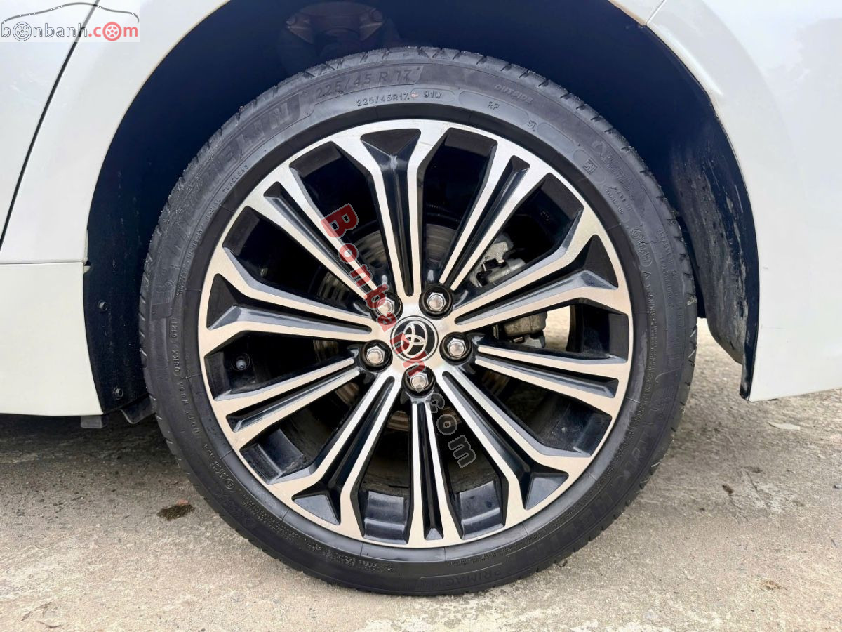 Bán ô tô Toyota Corolla altis 1.8HEV - 2022 - xe cũ