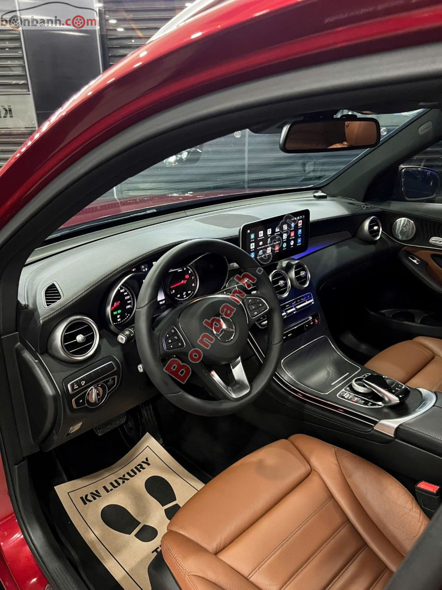 Bán ô tô Mercedes Benz GLC 300 4Matic - 2018 - xe cũ