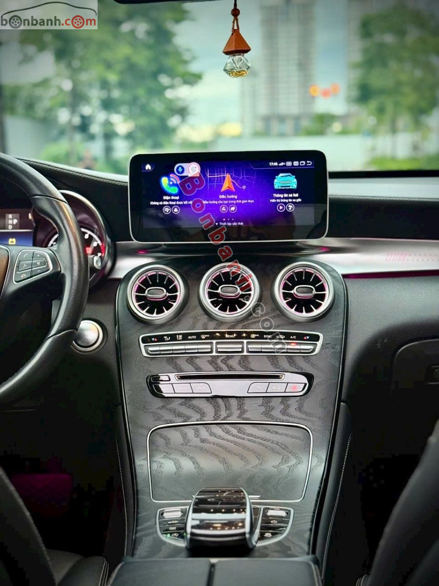Bán ô tô Mercedes Benz GLC 300 4Matic - 2018 - xe cũ