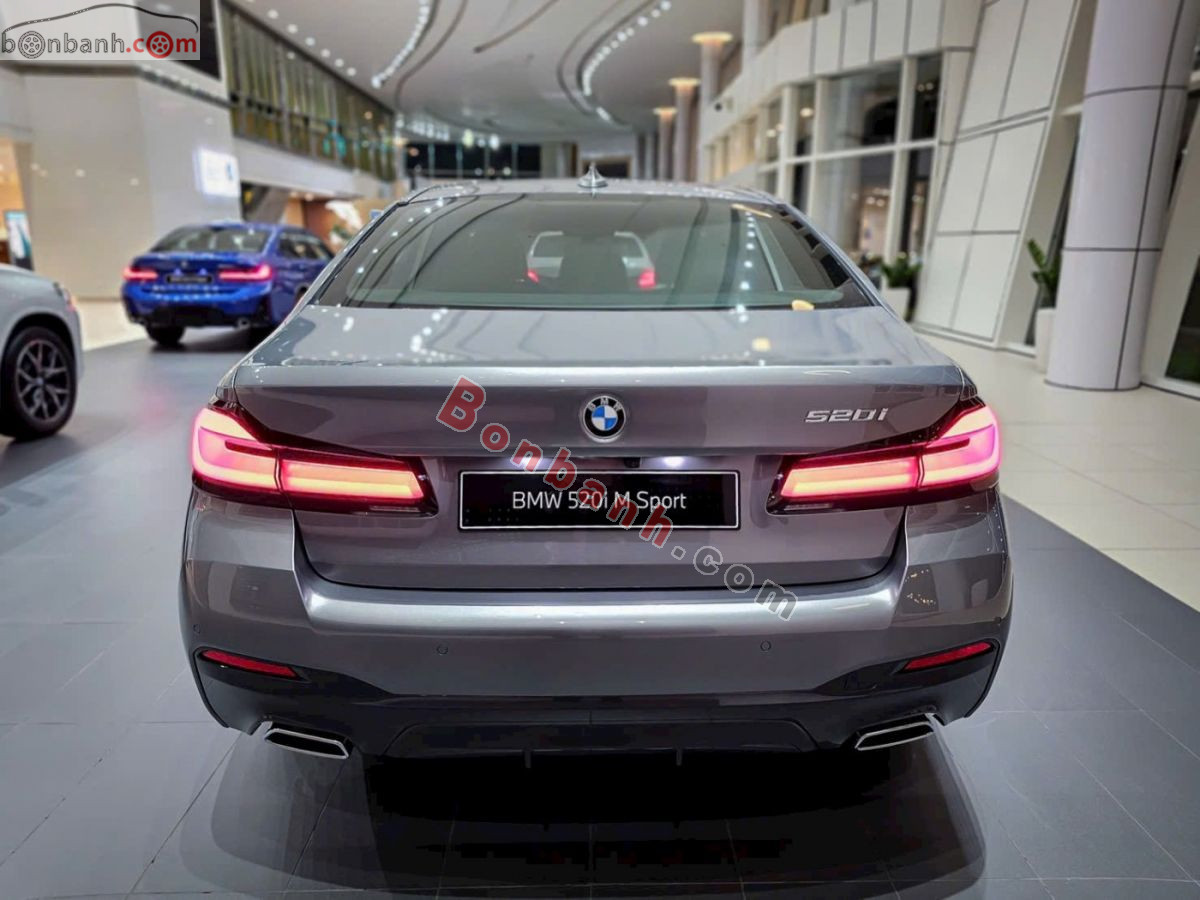 Bán ô tô BMW 5 Series 520i M Sport - 2023 - xe mới