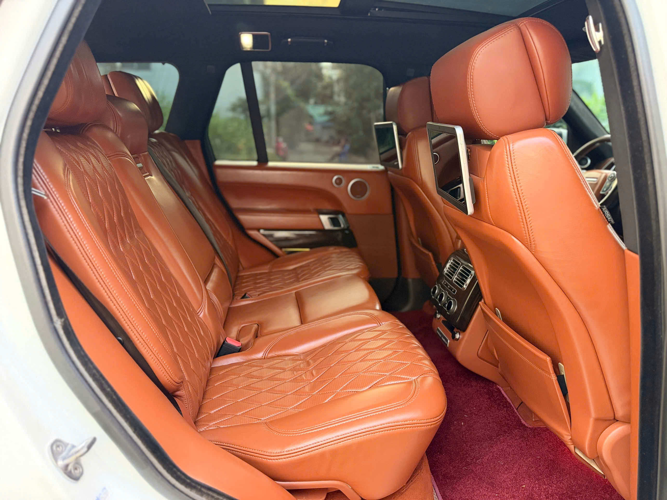 Bán LandRover Range Rover HSE LWB 3.0 sản xuất 2014, màu trắng, giá 1.599tỉ