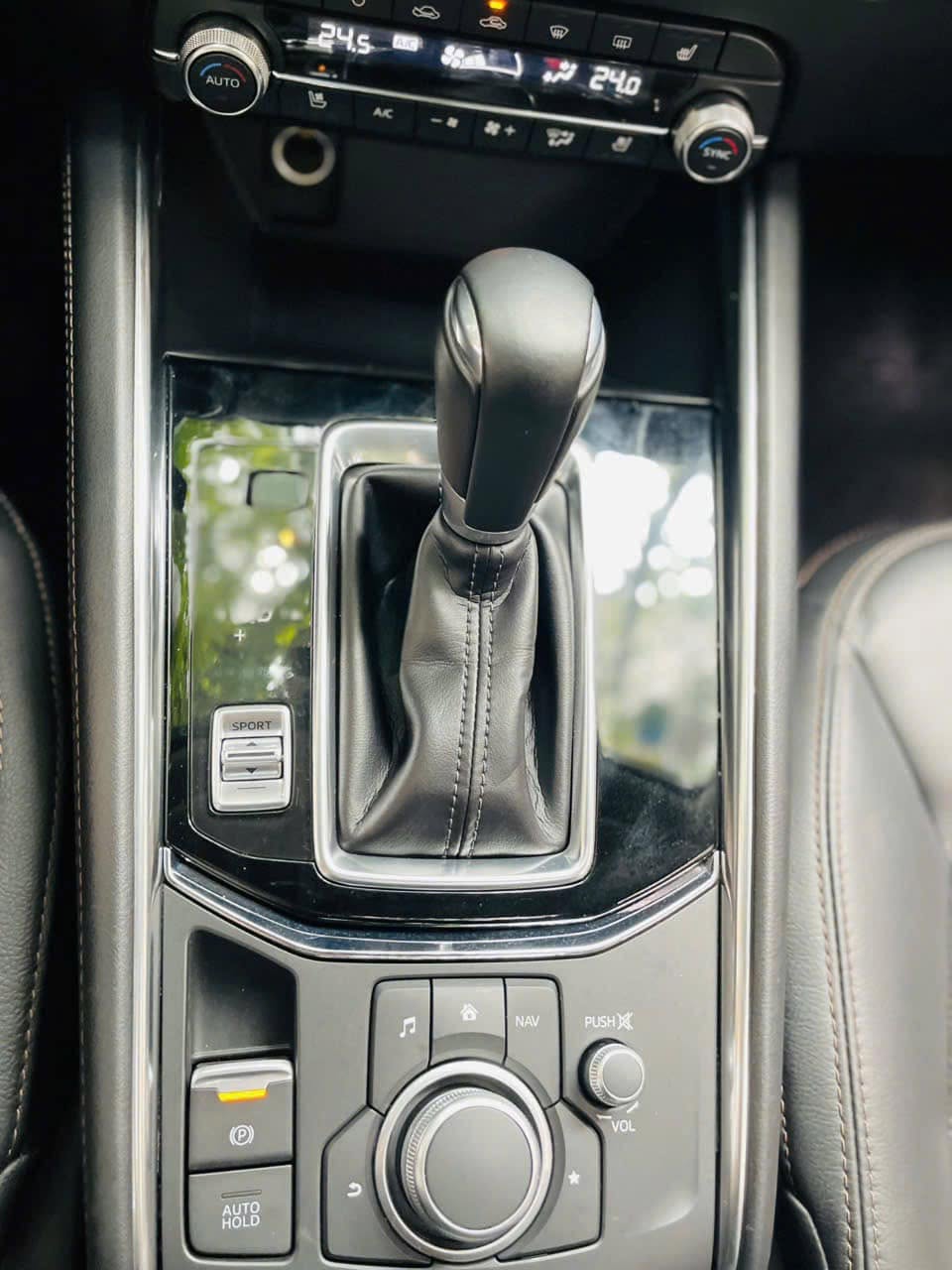 Cần bán xe Mazda Mazda CX 5 premium 2.0 AT năm sản xuất 2024, màu xanh lục giá cạnh tranh