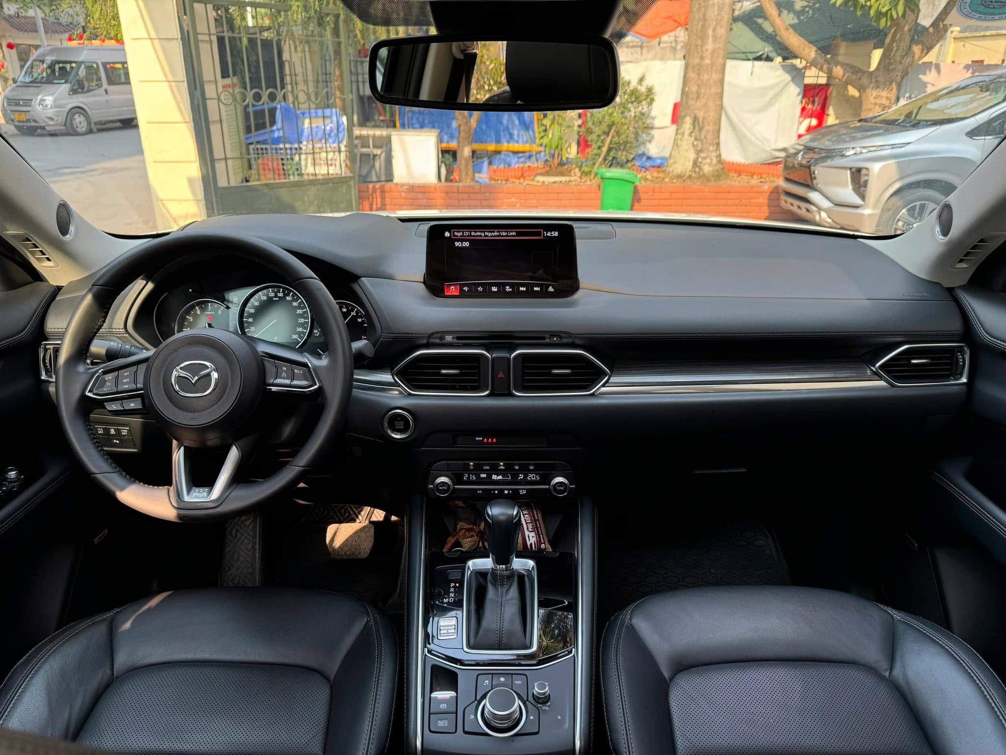 Cần bán Mazda Mazda CX 5 Premium 2.0 AT sản xuất 2023, màu trắng, giá 368tr