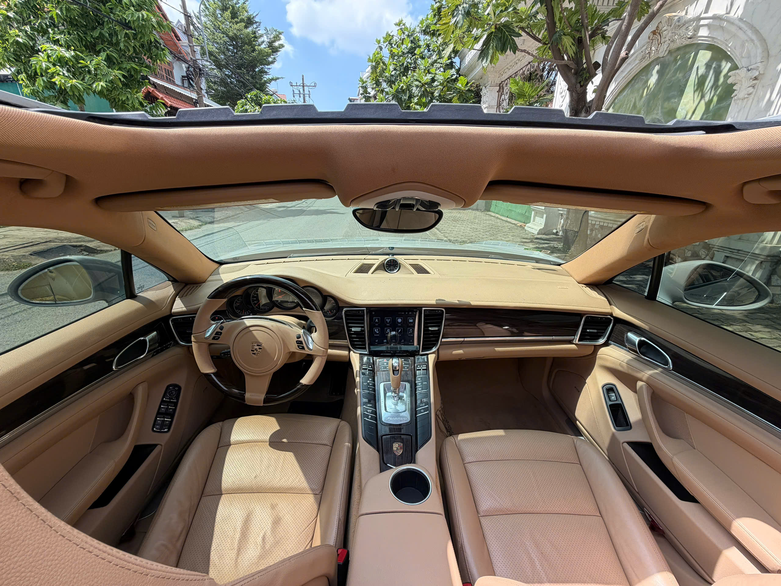 Cần bán xe Porsche Panamera 3.6 V6 sản xuất năm 2011, màu xám (ghi), nhập khẩu