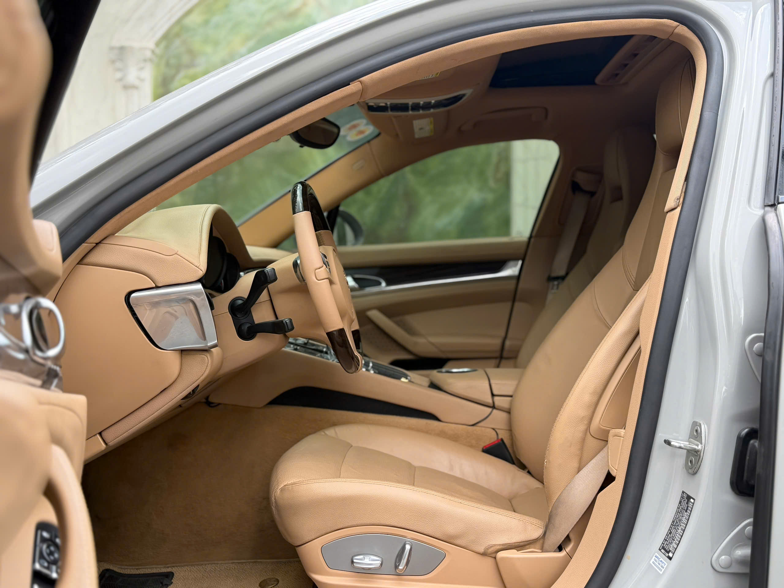 Cần bán xe Porsche Panamera 3.6 V6 sản xuất năm 2011, màu xám (ghi), nhập khẩu