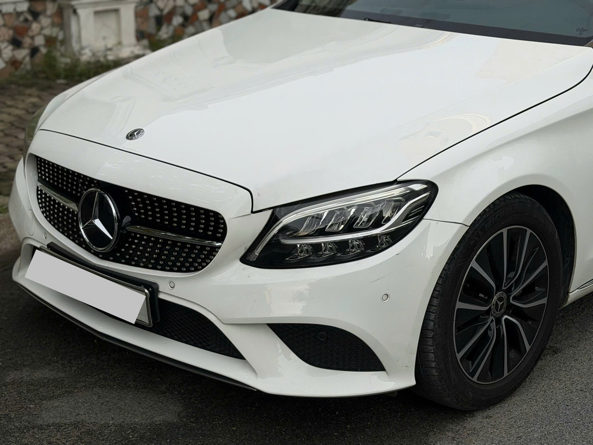 Bán ô tô Mercedes-Benz C class C200 sản xuất năm 2019, màu trắng
