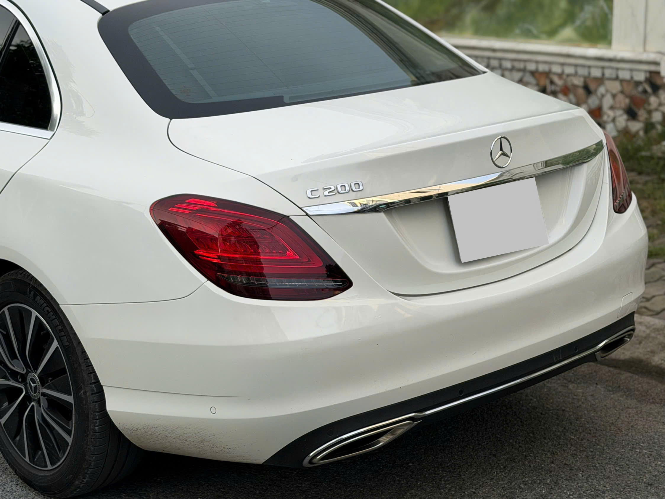 Bán ô tô Mercedes-Benz C class C200 sản xuất năm 2019, màu trắng