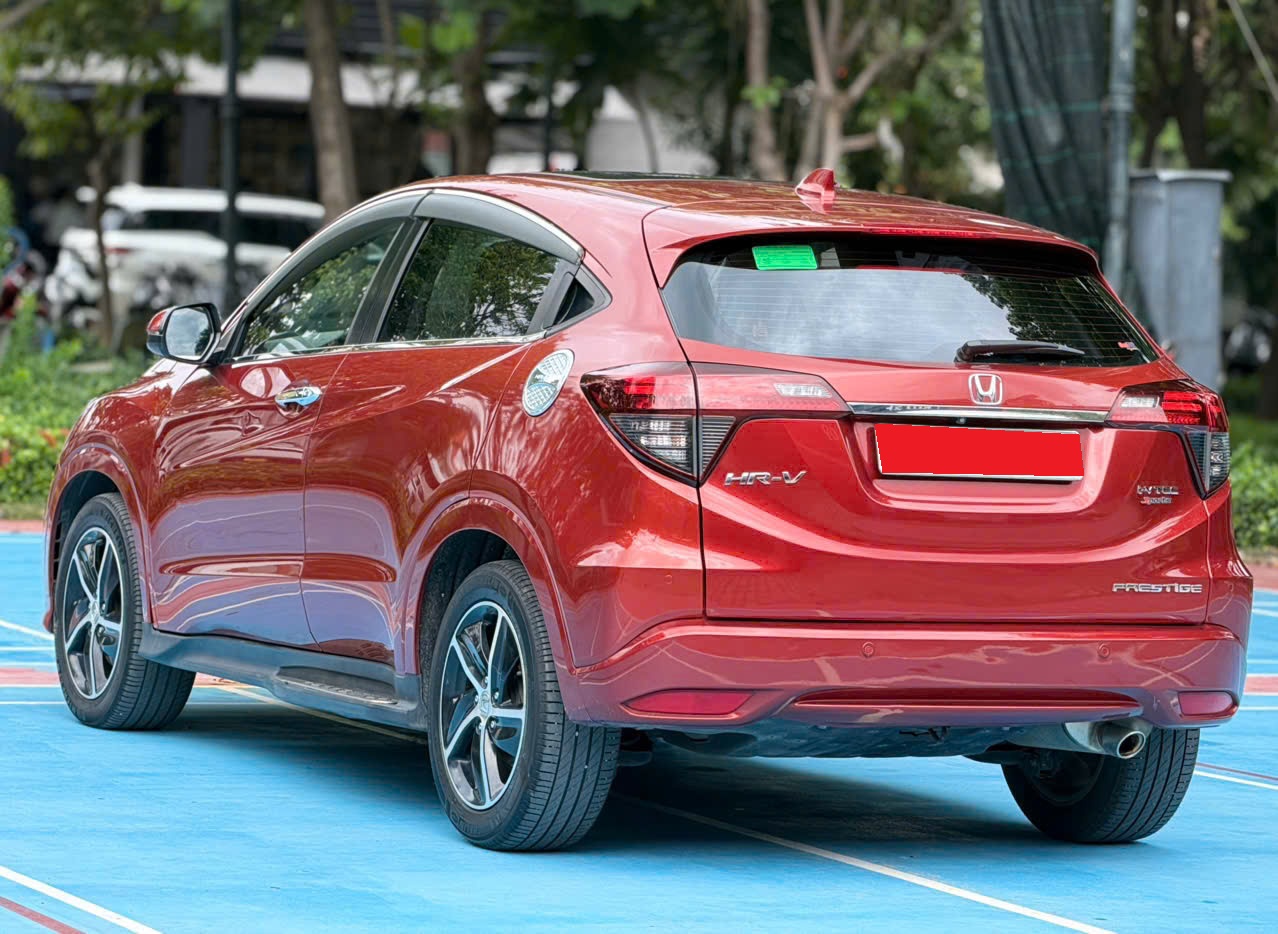 Bán Honda HR-V L sản xuất năm 2018, màu đỏ, xe nhập, giá 479tr