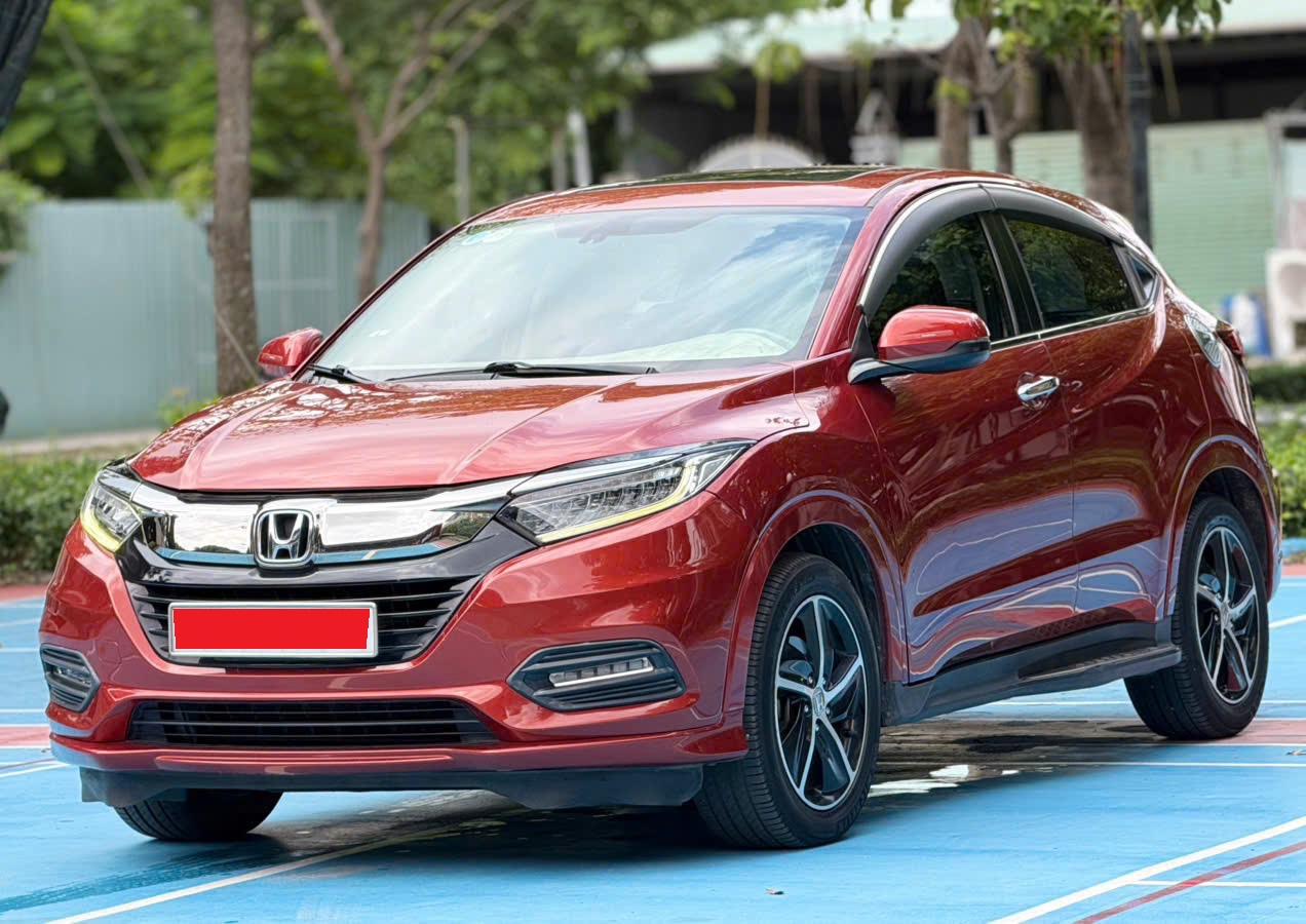 Bán Honda HR-V L sản xuất năm 2018, màu đỏ, xe nhập, giá 479tr