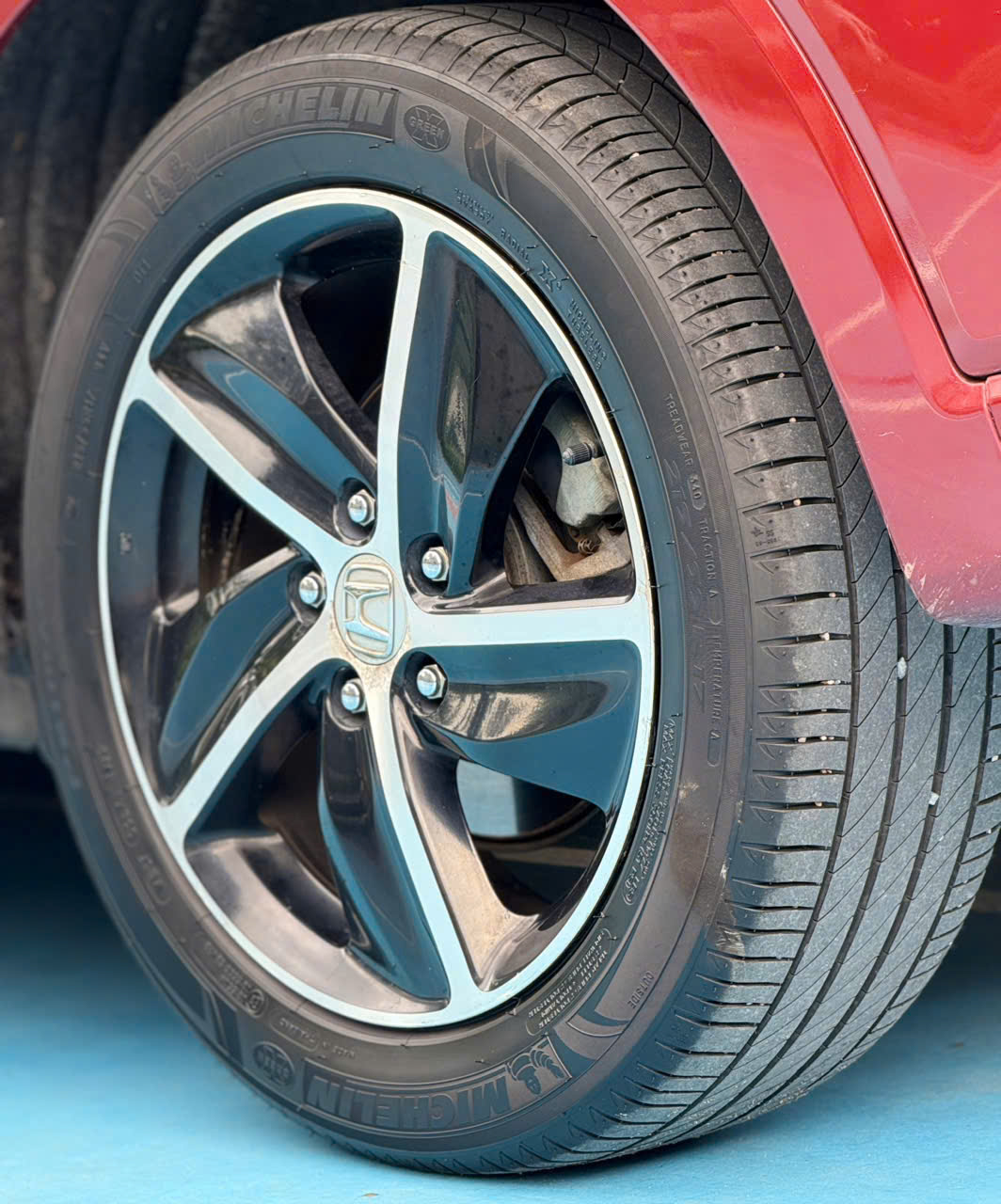 Bán Honda HR-V L sản xuất năm 2018, màu đỏ, xe nhập, giá 479tr