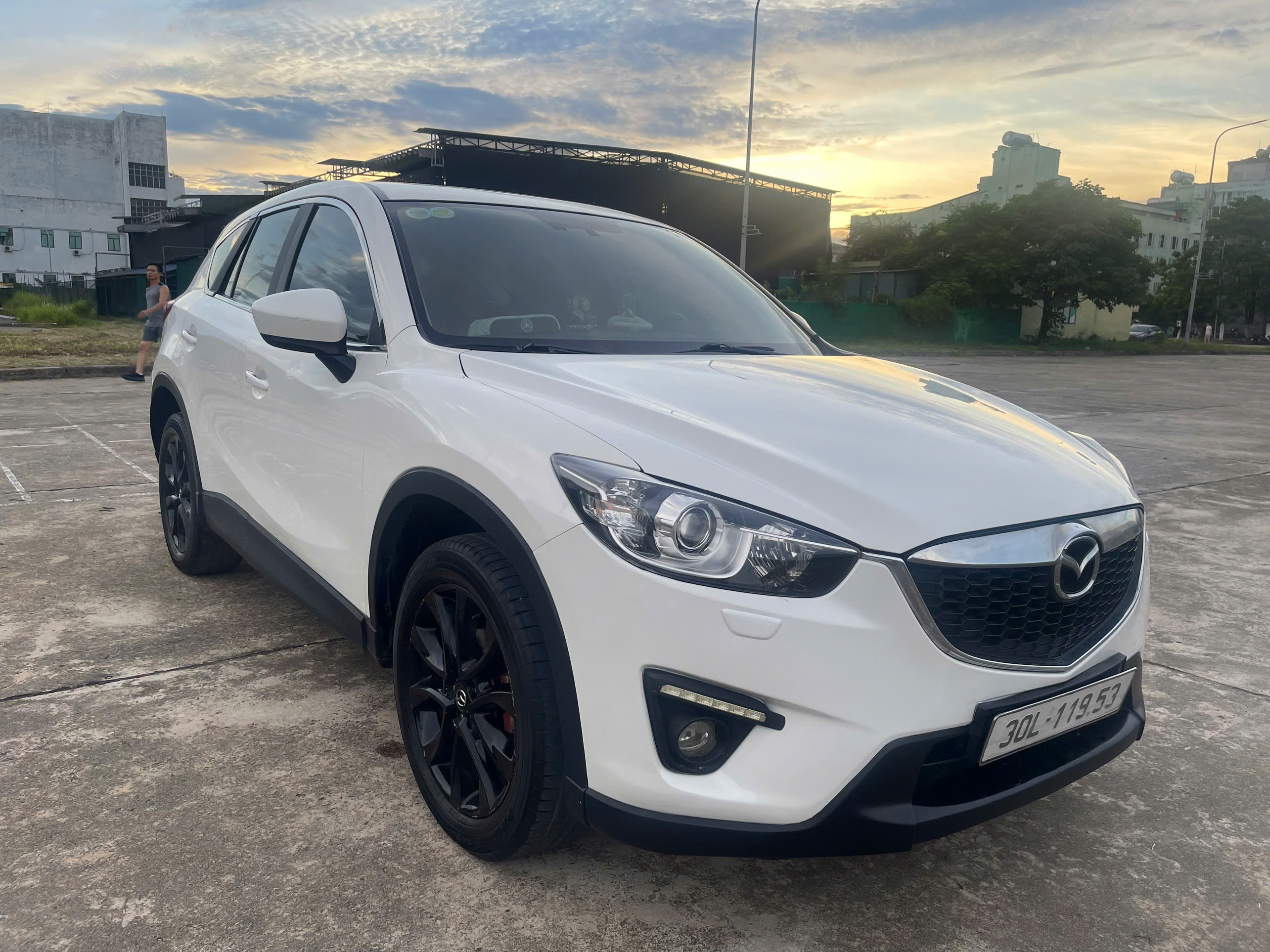 Xe giờ rẻ quá rồi! Ngày xưa lăn bánh tiền ti giờ thì có mấy trăm! CX5 2.0AT 2015