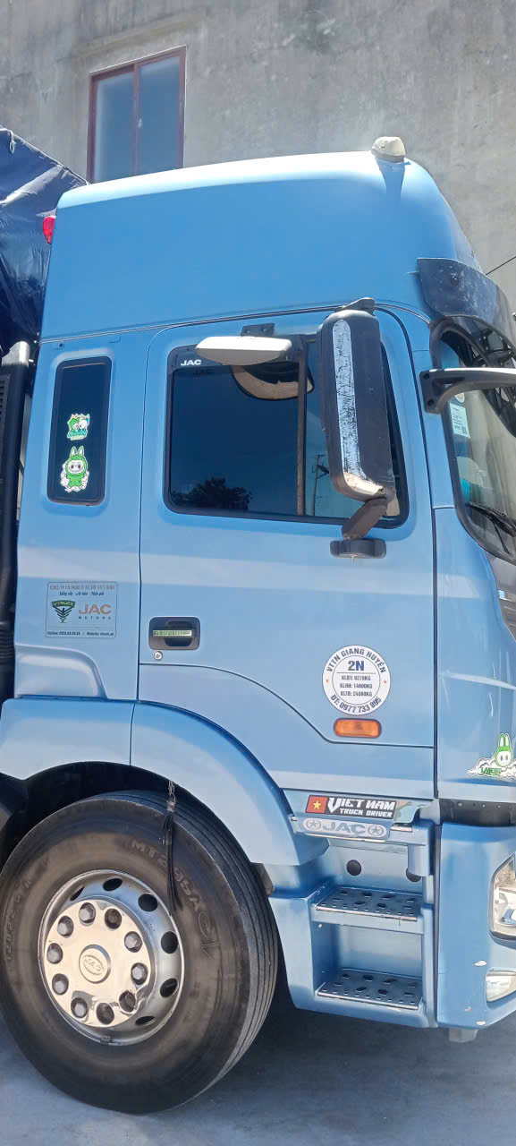 CẦN BÁN XE TẢI JAC A5 – 3 CHÂN CẦU LẾT