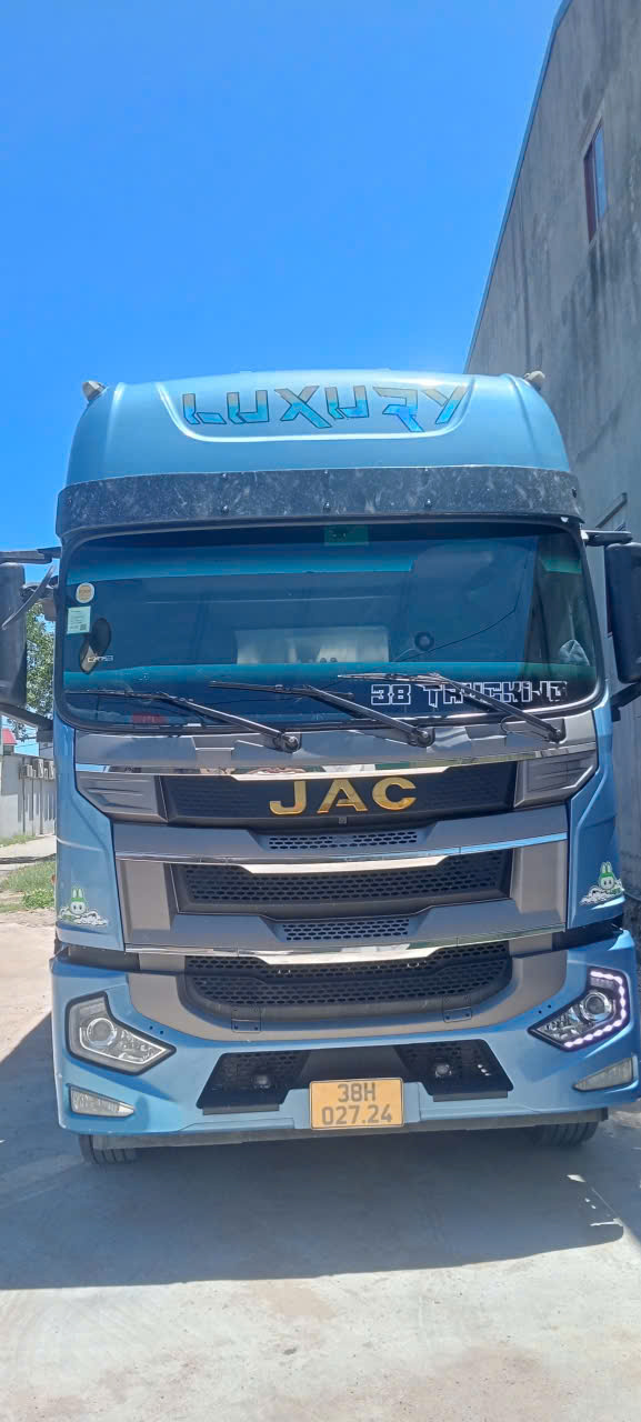 CẦN BÁN XE TẢI JAC A5 – 3 CHÂN CẦU LẾT