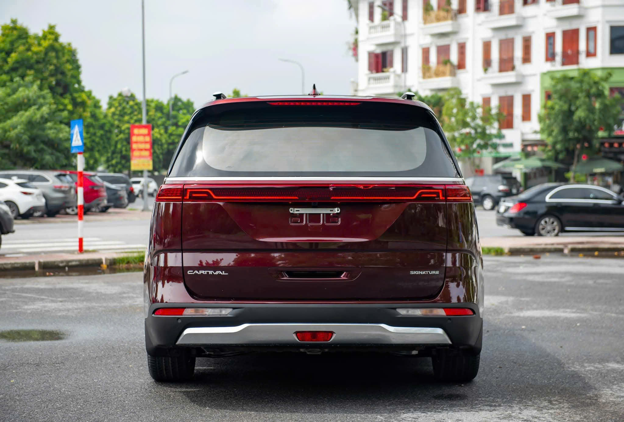 Bán xe Kia Carnival Signature năm 2023, màu đỏ, 1.059tỉ