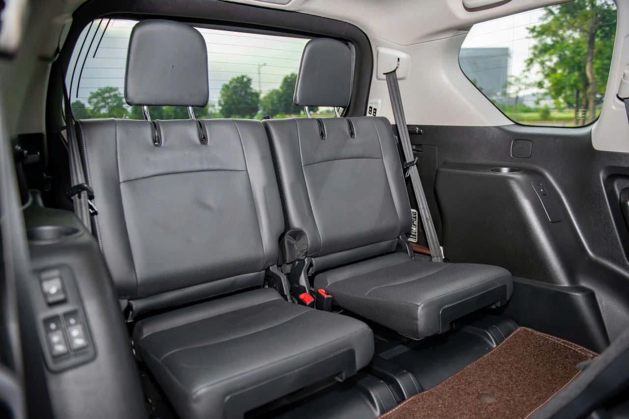 Cần bán Toyota Prado VX năm 2019, màu đen, nhập khẩu
