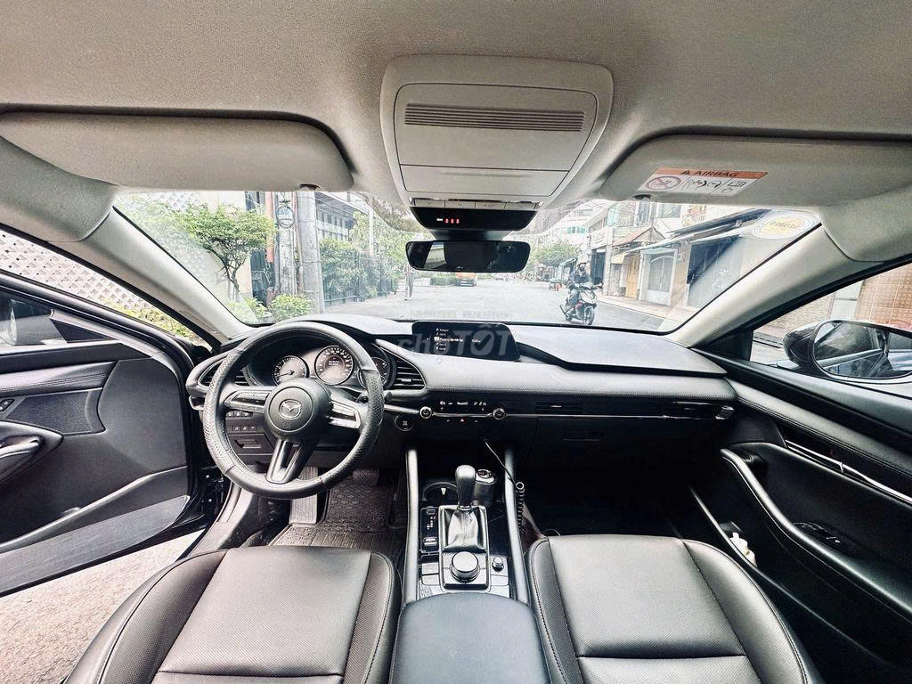 MAZDA 3 1.5L LUXURY 2026 – XE LƯỚT CHỈ 3.000 KM
